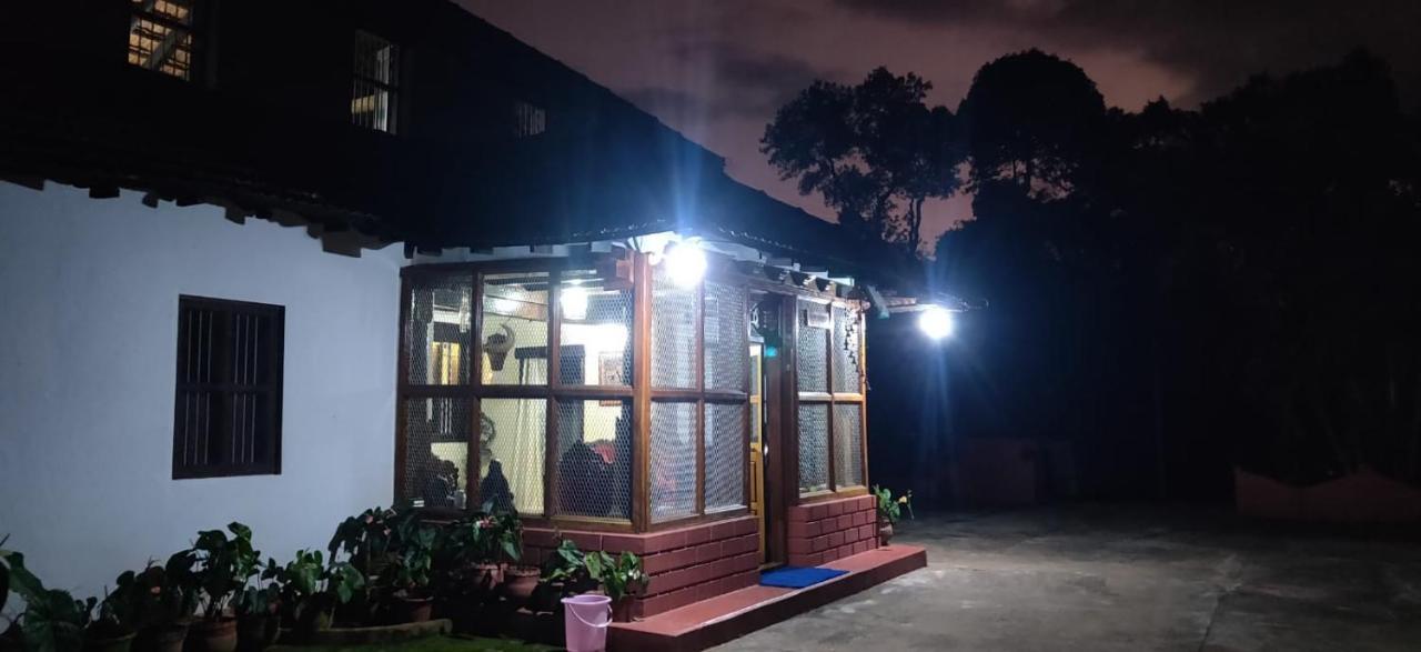 Sardar Bahadur'S Heritage Bungalow Estate Stay Napoklu Екстер'єр фото